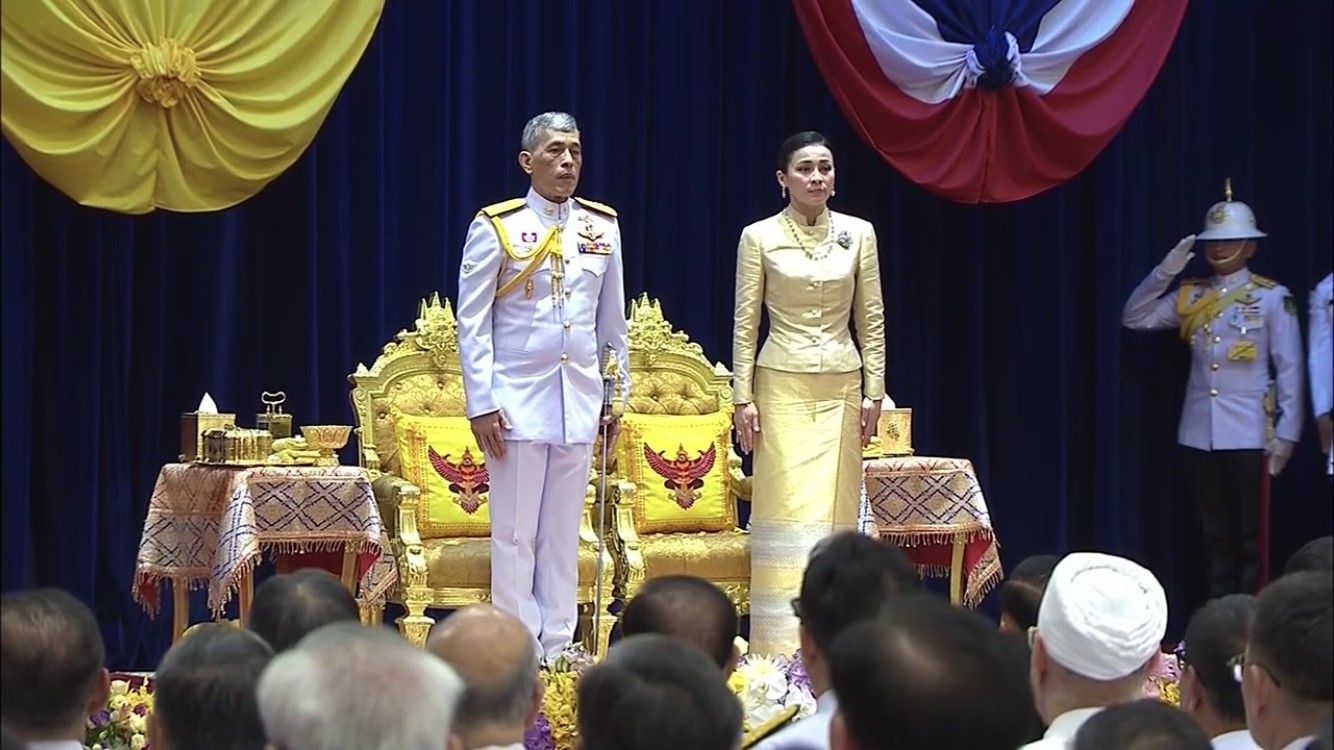 ในหลวงพระราชทานพระราชดำรัสแก่รัฐสภา ให้ปฏิบัติหน้าที่ด้วยความสุจริต เที่ยงตรงตามหลักนิติธรรม