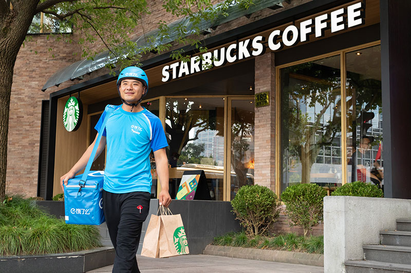 กาแฟแดนมังกร ระอุ “สตาร์บัคส์” ควงอาลีบาบา สกัด “ลักอิน”