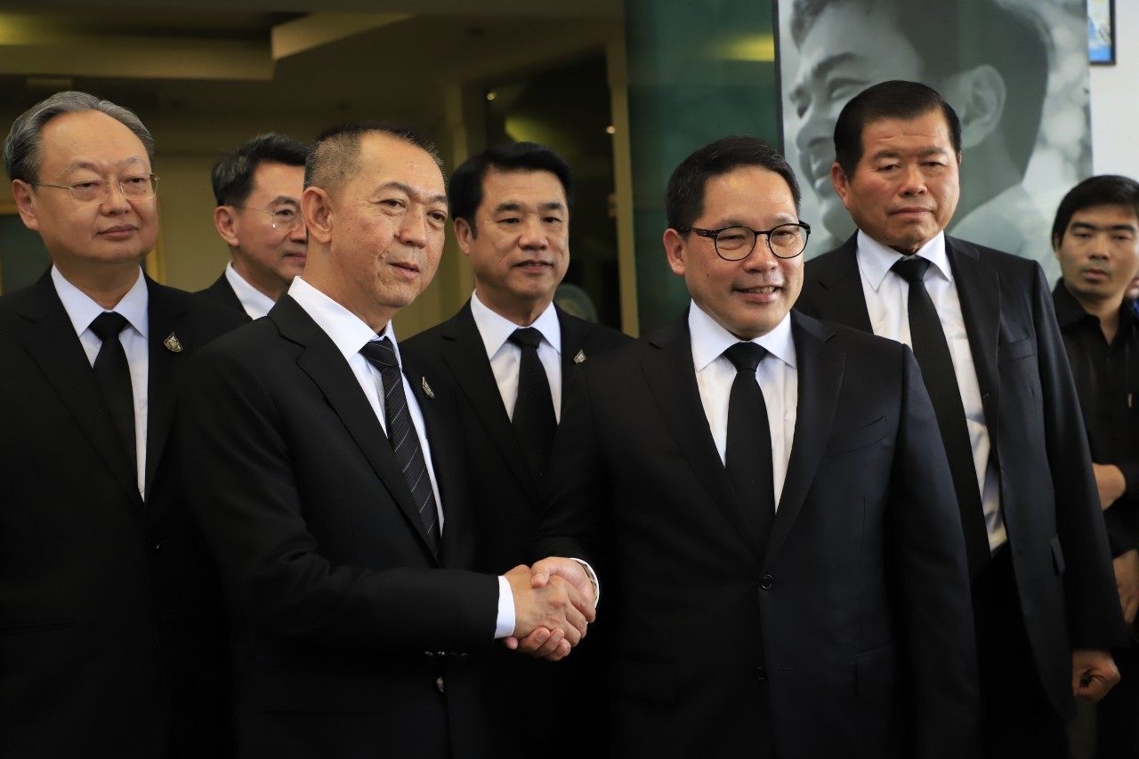 ปชป. รุก พปชร.ชงแก้รัฐธรรมนูญ ยื่นหลักประกันใส่ไว้ในคำแถลงนโยบายรัฐบาลใหม่