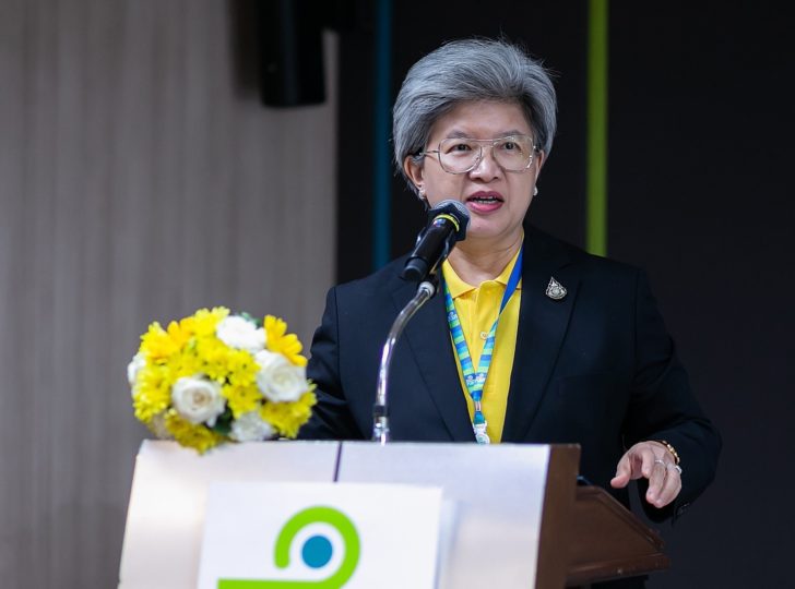 นางสาวรื่นวดี สุวรรณมงคล