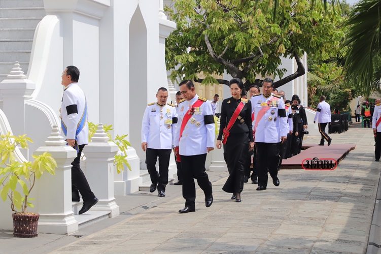 องคมนตรี-พล.อ.ประยุทธ์ นำคณะครม.-ร่วมพิธีพระราชทานน้ำหลวงอาบศพ “พล.อ.เปรม”