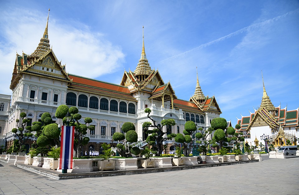 ความหมายของต้นไม้ประดับมณฑลพิธีและสิ่งของในการสมโภชพระมหามณเฑียร