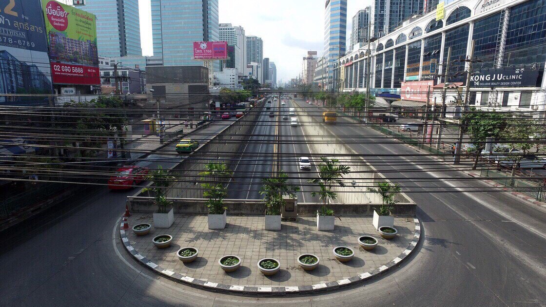 กฎเหล็กคุมสายสื่อสาร กทม.บี้ทุกค่ายมุดใต้ดิน ‘ทรู’คว้าสัมปทานท่อ30ปี