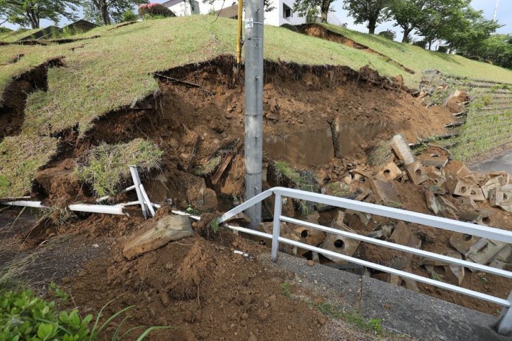 japan-quake-728x485
