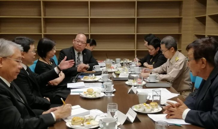 พาณิชย์ ปิดห้องถกผู้ทรงคุณวุฒิ เตรียมแผนสั้น-ยาวรับมือสงครามการค้า