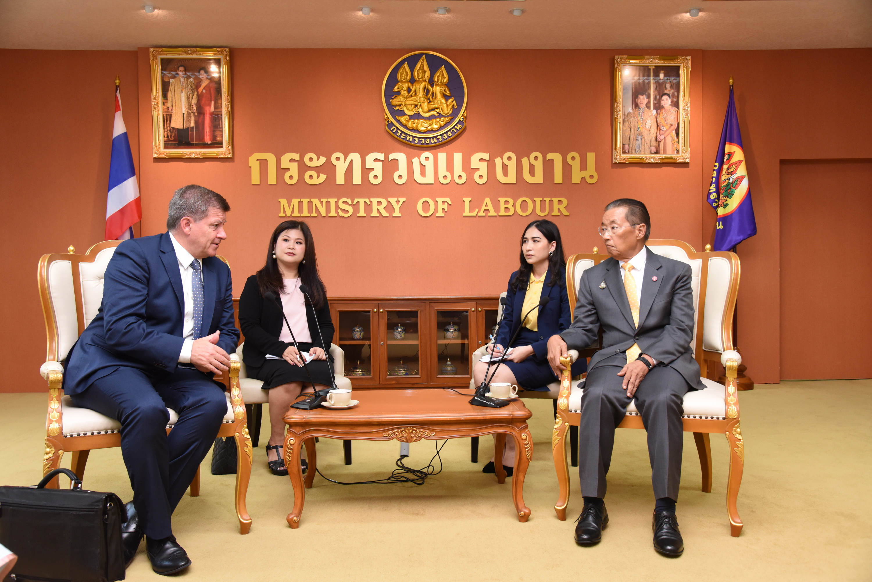 “หม่อมเต่า” ต้อนรับ ผอ.ใหญ่ไอแอลโอ หารือยกระดับคุณภาพชีวิตแรงงานไทย
