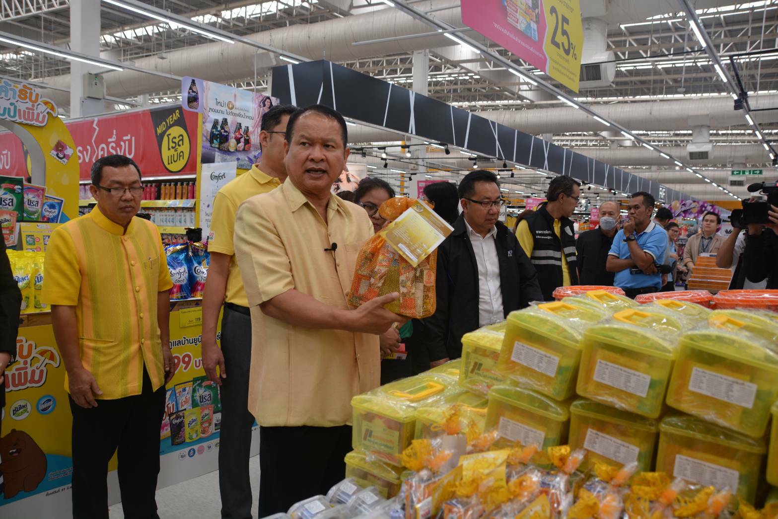 พาณิชย์ ออกตรวจชุดสังฆทานช่วงก่อนวันอาสาฬบูชาและเข้าพรรษา หวั่นจะะมีการฉวยโอกาส