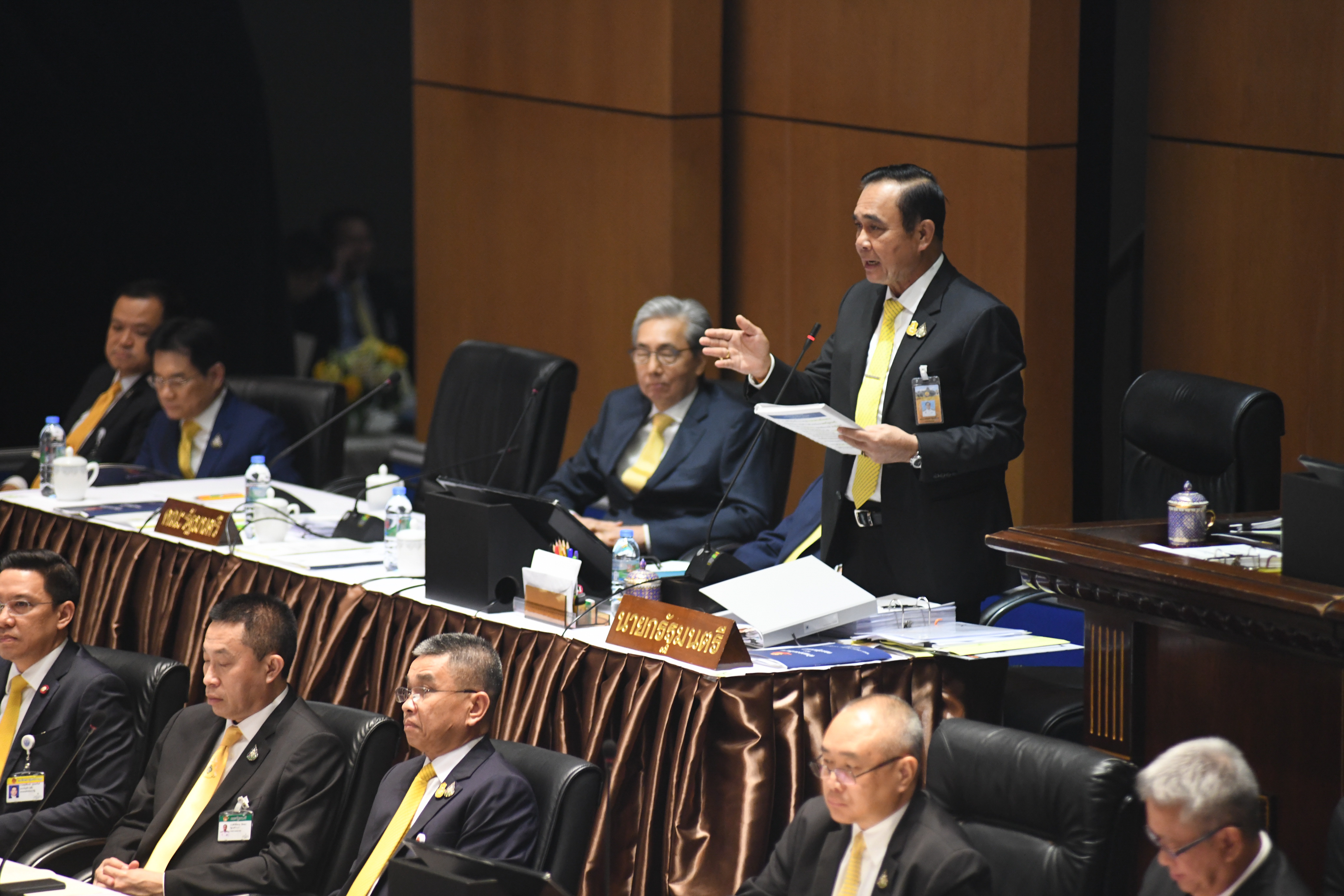 ฝ่ายค้าน ข้ามชอตแถลงนโยบาย ซักฟอกบริหารเศรษฐกิจเอื้อ’เจ้าสัว’