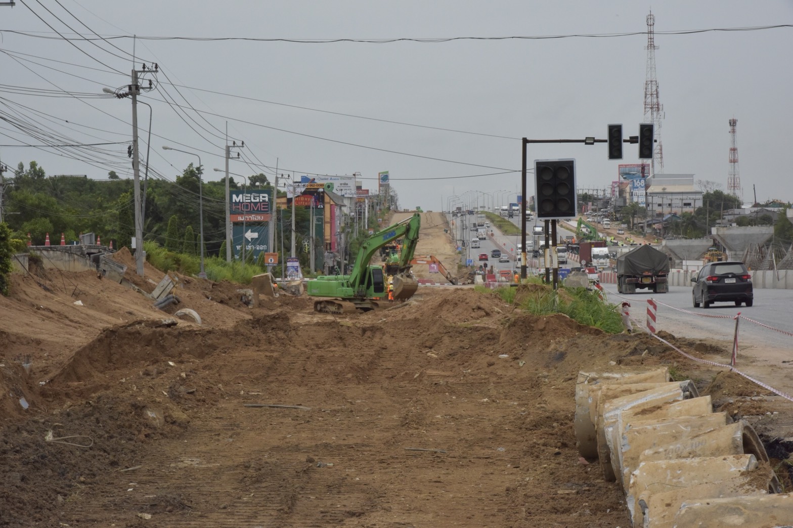 สร้างเร็วกว่าแผน! สะพานข้ามแยกนิคมฯ “บ่อวิน-อีสเทิร์นซีบอร์ด-อมตะ” เสร็จม.ค.64รับEEC