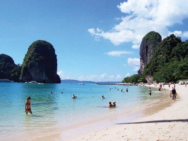ทะเล ททท. เผยทิศทางติดสปีดครึ่งปีหลัง หวังกู้วิกฤตท่องเที่ยว’63
