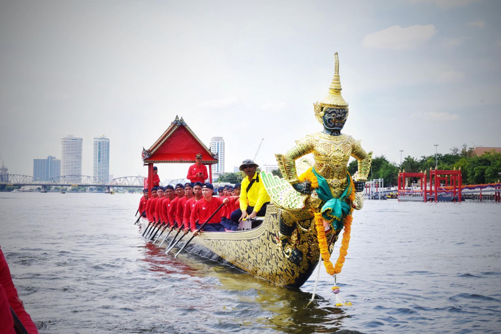 สรุปความคืบหน้าการเตรียมความพร้อมขบวนเรือฯ สำหรับพระราชพิธีบรมราชาภิเษกเบื้องปลาย