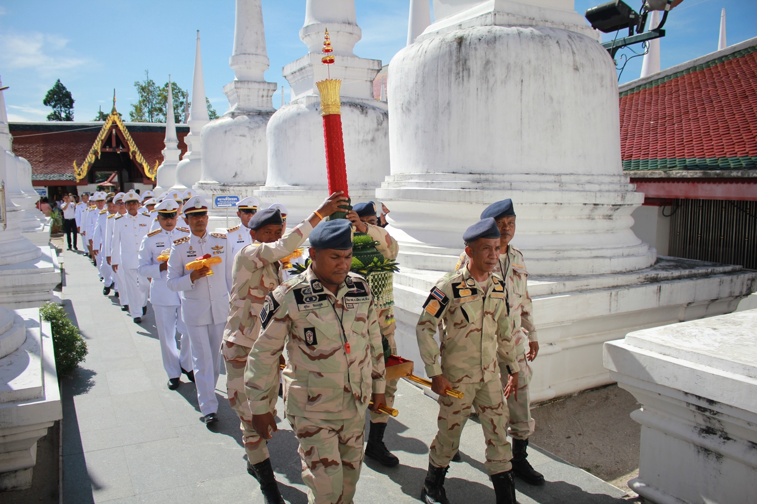 “เมืองคอน”อัญเชิญเทียนพรรษาพระราชทาน และเทียนพรรษาปี’62