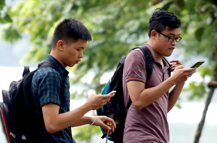 People play “Gapo” โซเชียลน้องใหม่ “เฟซบุ๊กเวียดนาม”