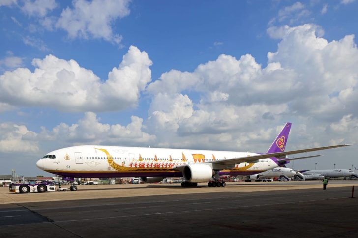 212208 “การบินไทย” เผยโฉมลายใหม่ อวด “เรือพระที่นั่งสุพรรณหงส์” เต็มเครื่อง