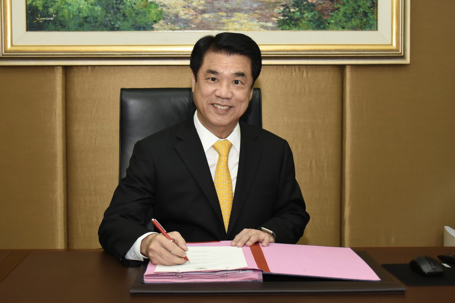 ‘สุริยะ’ จี้ทุกกรมเคลียร์งานค้างเตรียมส่งการบ้าน รองสมคิดฯ พรุ่งนี้