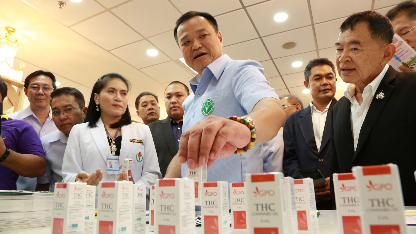 กระทรวงสาธารณสุขเตรียมเปิดคลินิกกัญชาทางการแพทย์ในโรงพยาบาล 12 แห่ง