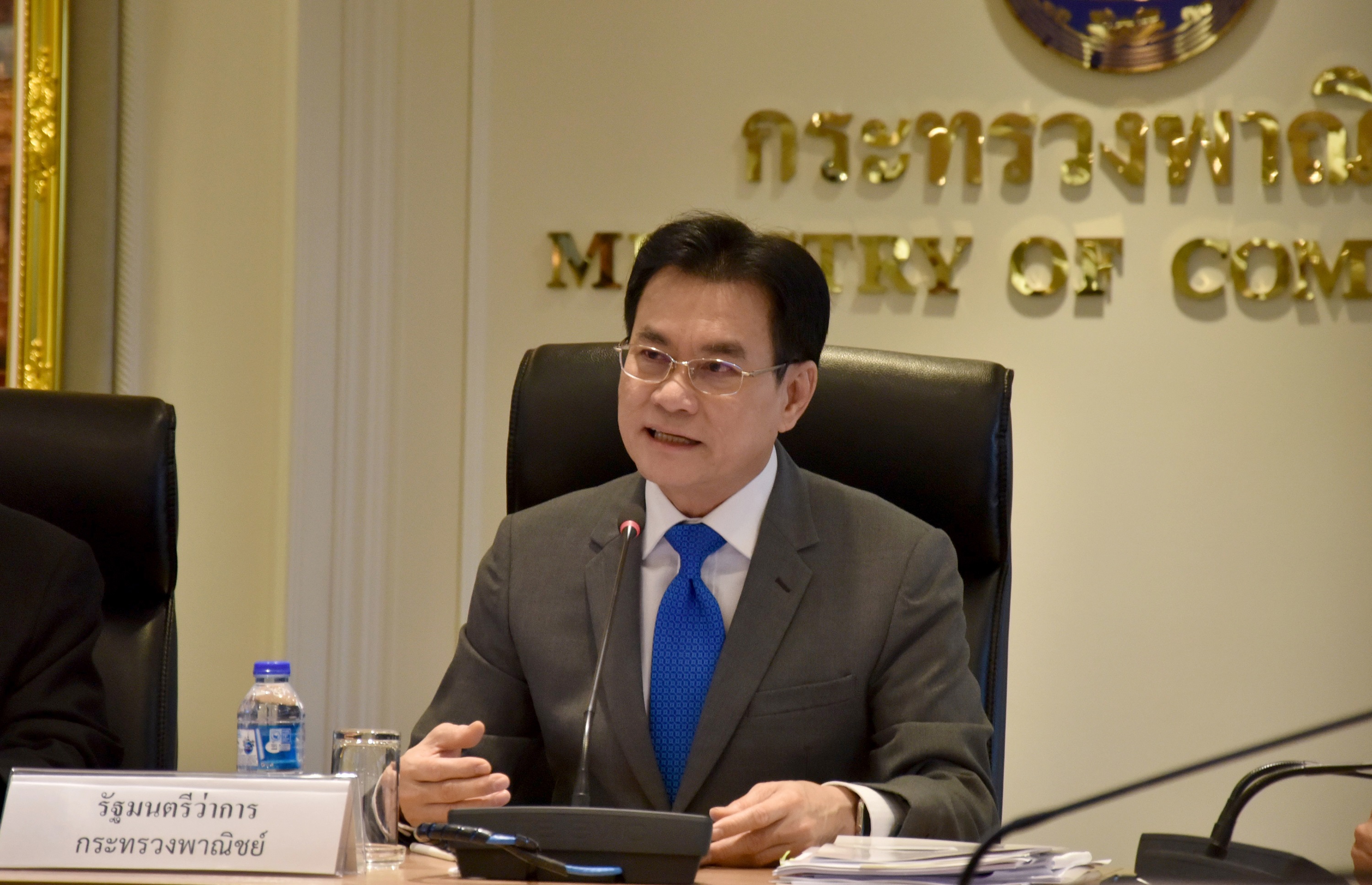 กรอ.พาณิชย์นัดแรก “จุรินทร์” สั่งตั้งวอร์รูม ขีดเส้น6เดือนต้องเห็นแผนเจาะตลาดเป้าหมายดันส่งออกโต 3%