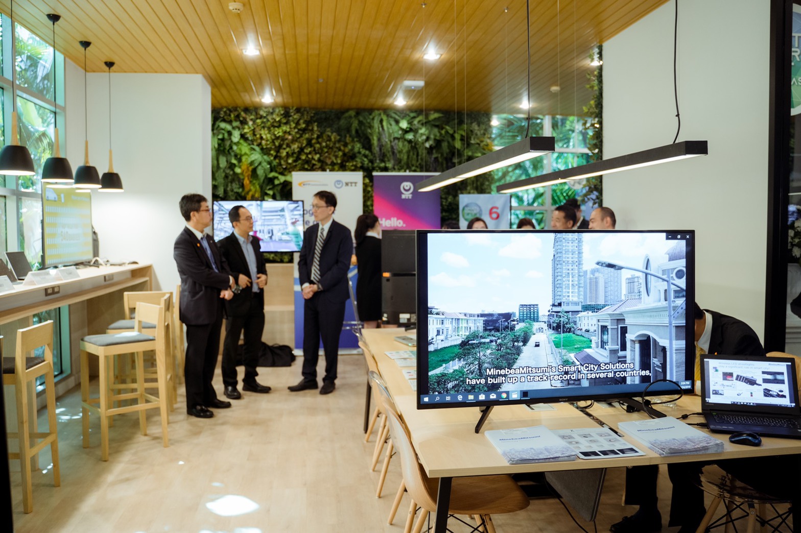 ห้องเรียนอัจฉริยะ “อมตะ-ดีป้า” ปั้นบุคลากรยุคดิจิทัล 12,000 คน รับ Smart City