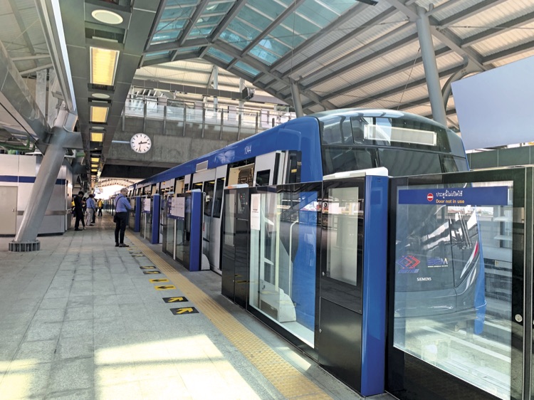 8 ปีที่รอคอยสายสีน้ำเงิน รถไฟฟ้ามุดเจ้าพระยาสายแรก