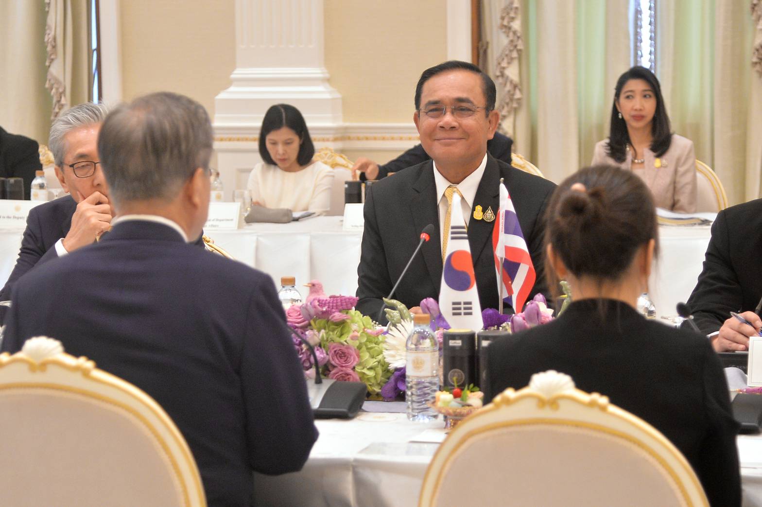 คำต่อคำไทย-เกาหลีใต้ครั้งแรกในรอบ 7 ปี บิ๊กตู่ จีบ นักลงทุนกิมจิ 200 ชีวิตลงทุนอีอีซี