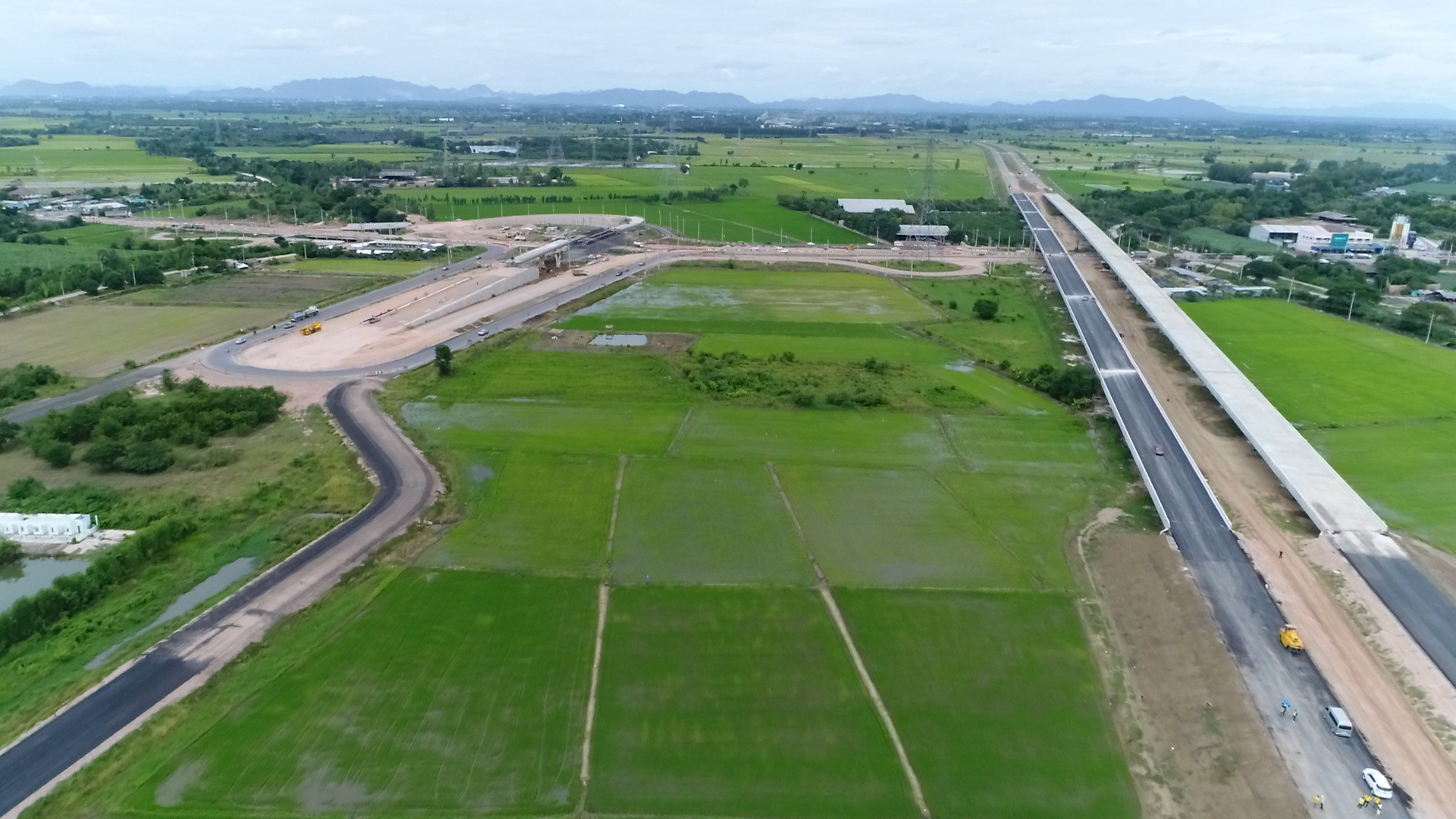 มอเตอร์เวย์บางใหญ่ล่าช้าค้างเวนคืน กัลฟ์ยื่นพัฒนาจุดพักรถ-ป้ายโฆษณา