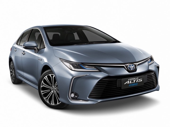 Toyota Altis ใหม่ สีเงิน