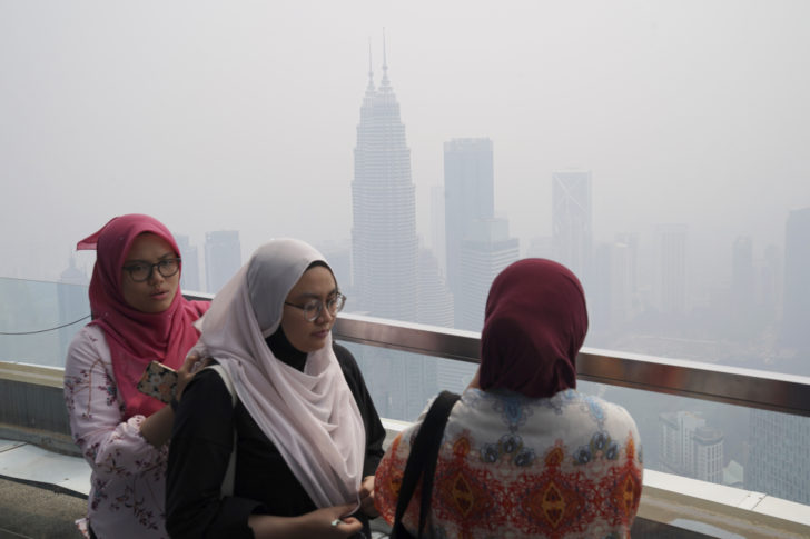 Malaysia Indonesia Forest Fires วิกฤติหมอกควัน! มาเลฯ เตือนเลี่ยงออกนอกอาคาร ดันยอด “food delivery” เพิ่ม 40 %