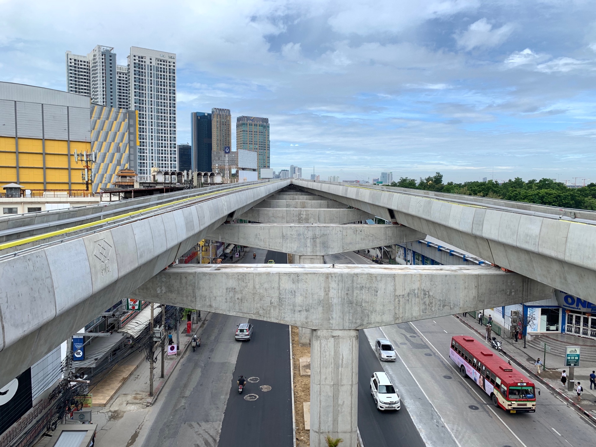 รีวิวรถไฟฟ้าสายสีเขียวก่อนวิ่งยาวถึง “สถานีเกษตรศาสตร์” 5 ธ.ค.นี้