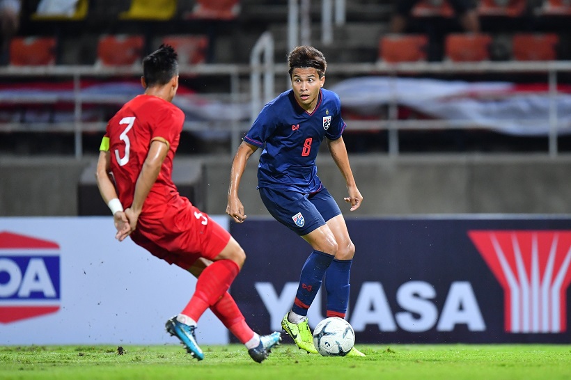 ฐิติพันธ์-พีรดนย์ถอนตัวหลังบาดเจ็บ นิชิโนะเรียก 2 แข้งเข้ามาเสริมทัพช้างศึก