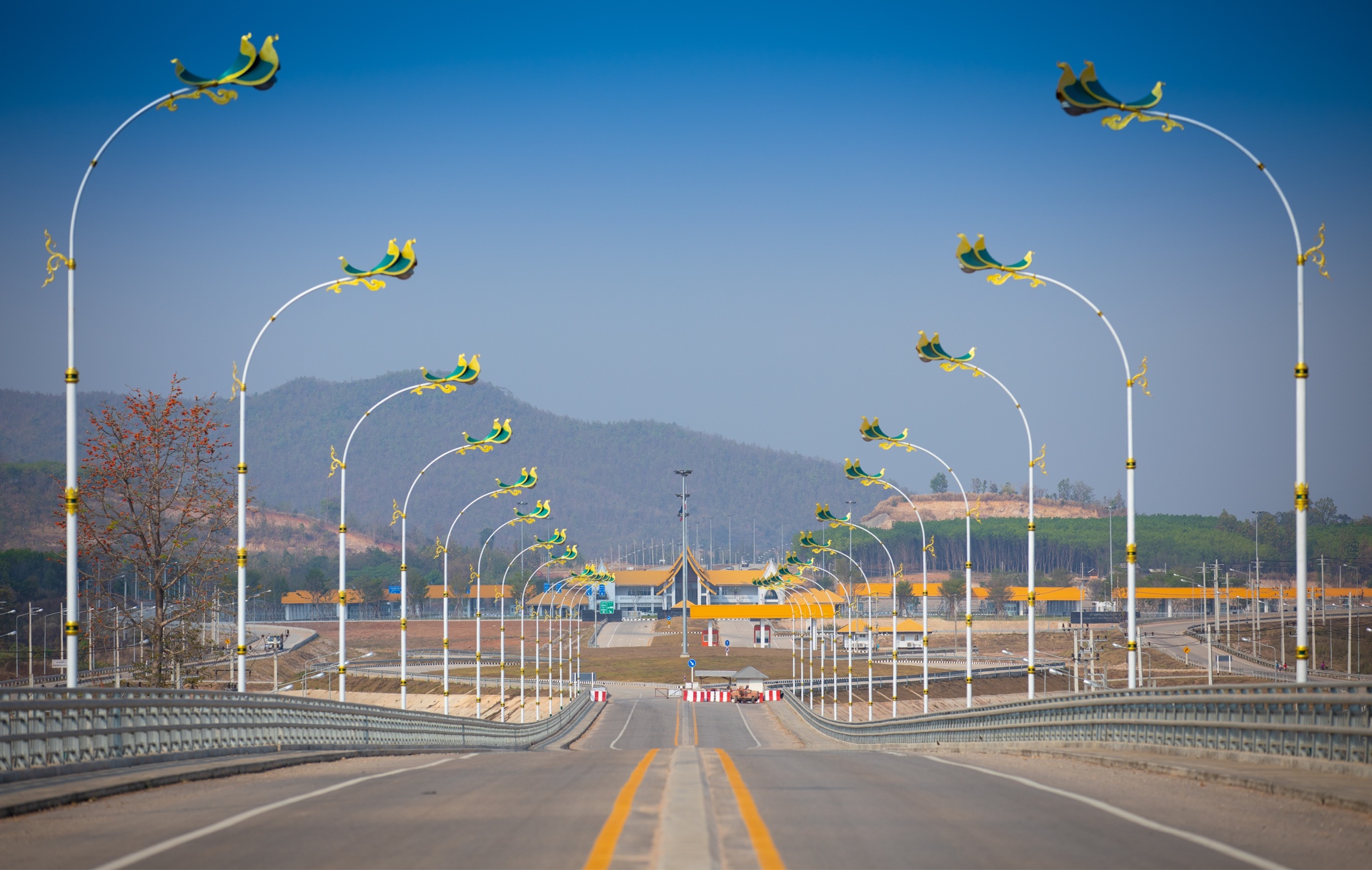 เปิด ‘สะพานมิตรภาพไทย-พม่า 2’  จุดพลุเขต ศก.พิเศษแม่สอดแสนล้าน