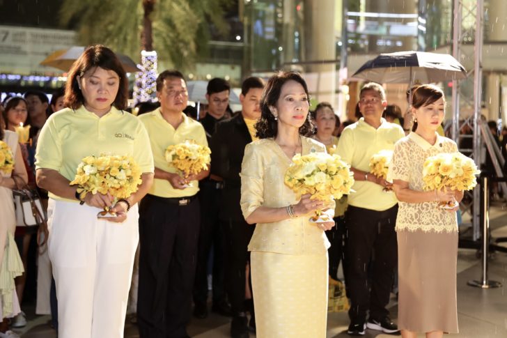 SIAM PARAGON Photo 1 กลุ่มบริษัทสยามพิวรรธน์ ร่วมน้อมรำลึกในพระมหากรุณาธิคุณ ในหลวง รัชกาลที่๙