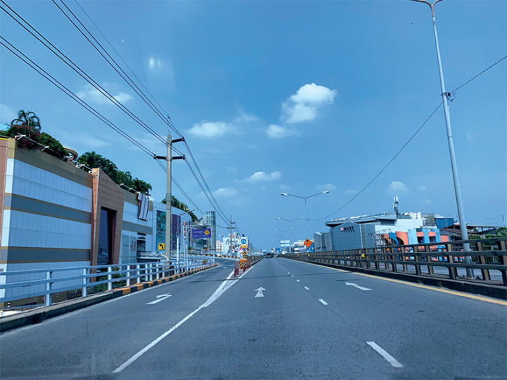rea01101062p1 รถไฟฟ้าสีเหลืองติดหล่มสะพานบางกะปิ กทม.จี้รื้อสร้างใหม่กระทบต้นทุนบีทีเอสเพิ่มพันล้าน