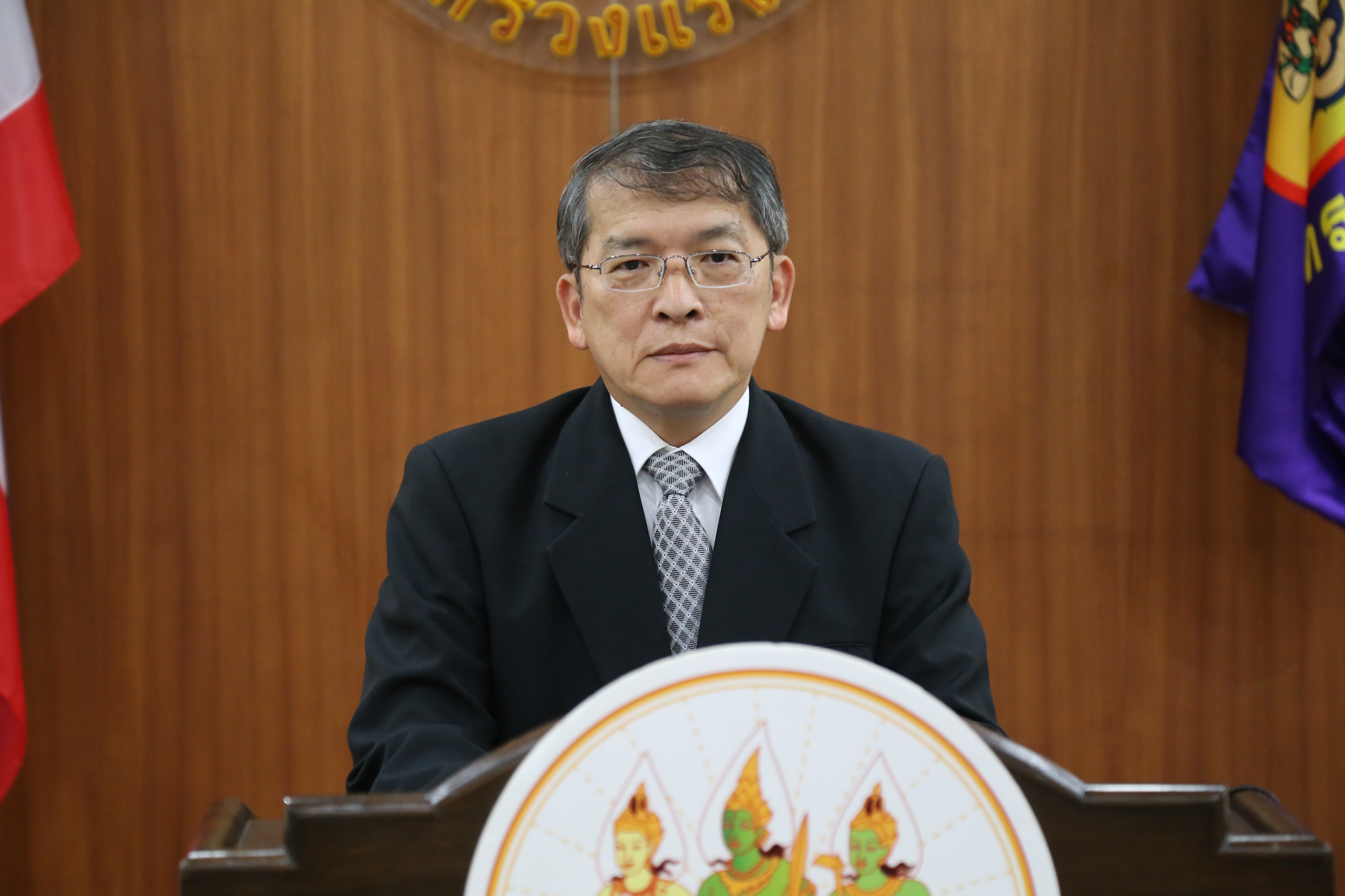 กระทรวงแรงงาน ยันอัตราว่างงานลดลง-ไร้ข้อกังวล พร้อมประสานเอกชนเตรียมคนรับเมกกะโปรเจกภาครัฐ