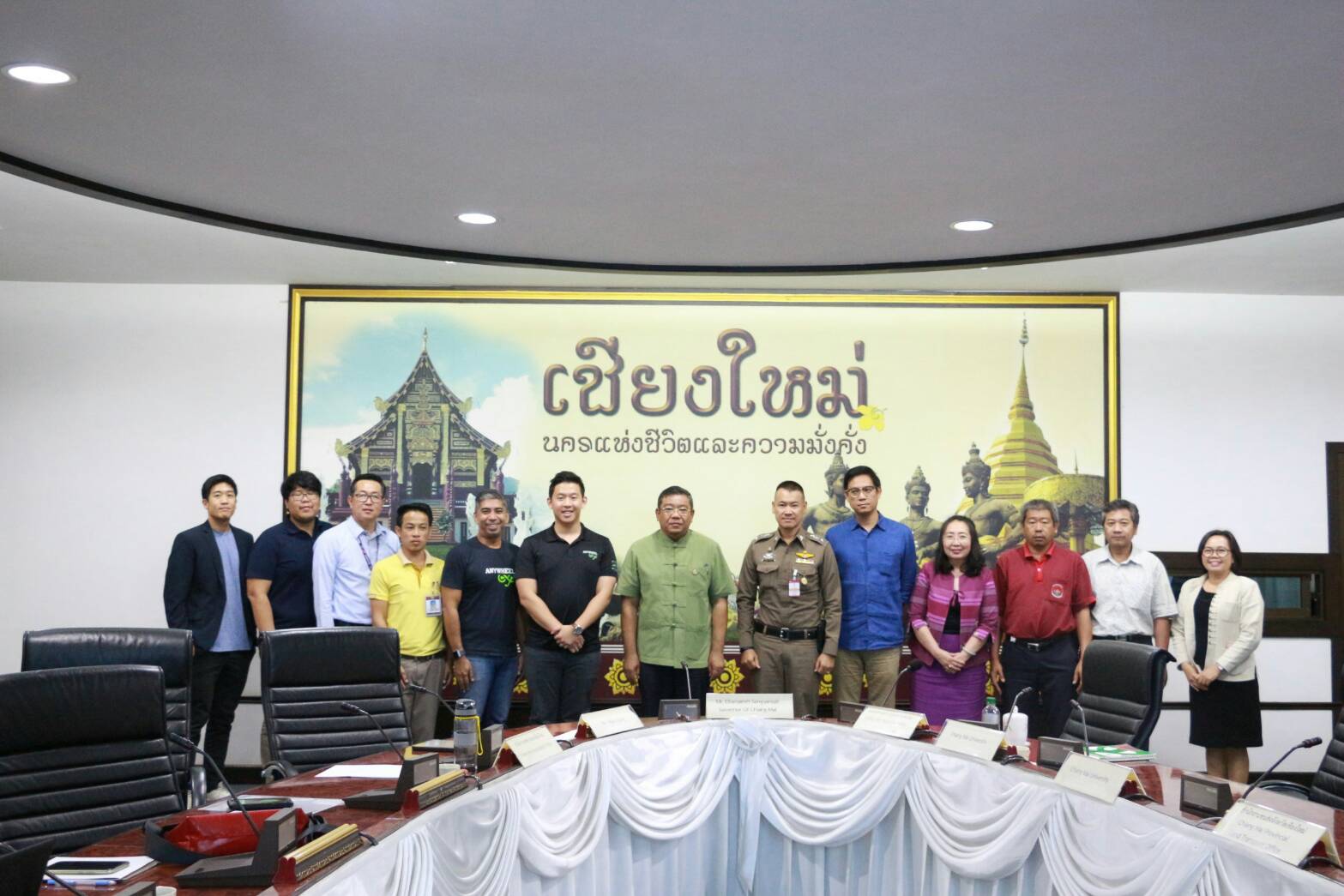 เอนี่วิลสิงคโปร์ พบพ่อเมืองเชียงใหม่ หนุนใช้จักรยาน-สกู๊ตเตอร์ไฟฟ้าเขตเมือง