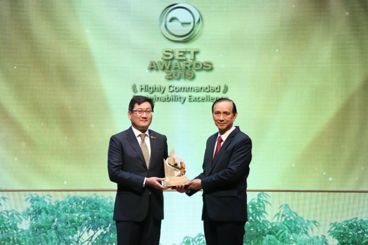 643934 “ซีพี ออลล์” รับรางวัล SET Awards 2019 ด้านความยั่งยืน