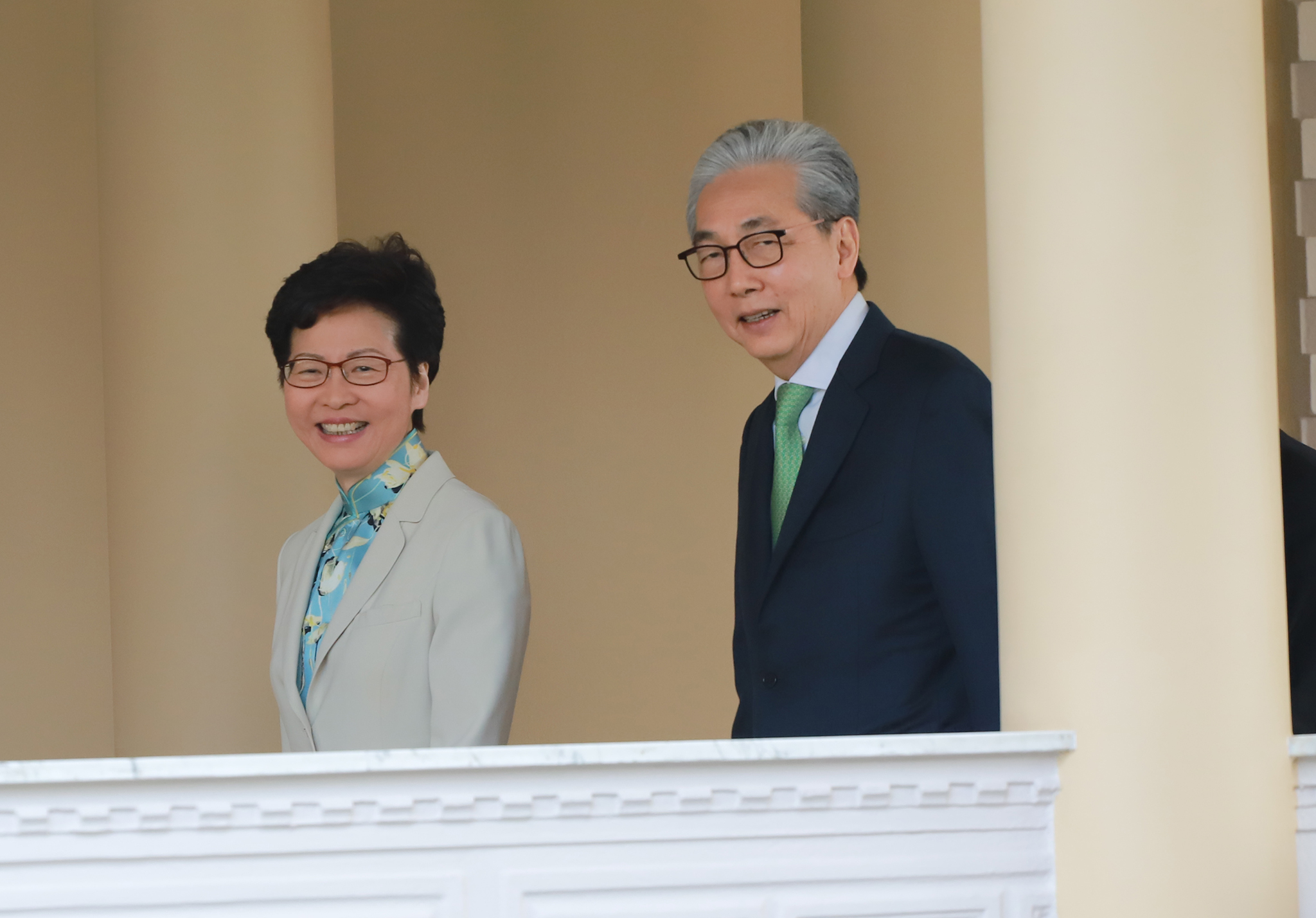 “แครี่ ลั่ม” เยือนไทย ขน 50 นักธุรกิจ พบ “สมคิด” ลงนาม MOU 6 ฉบับ พ่วง FTA ไทย-ฮ่องกง
