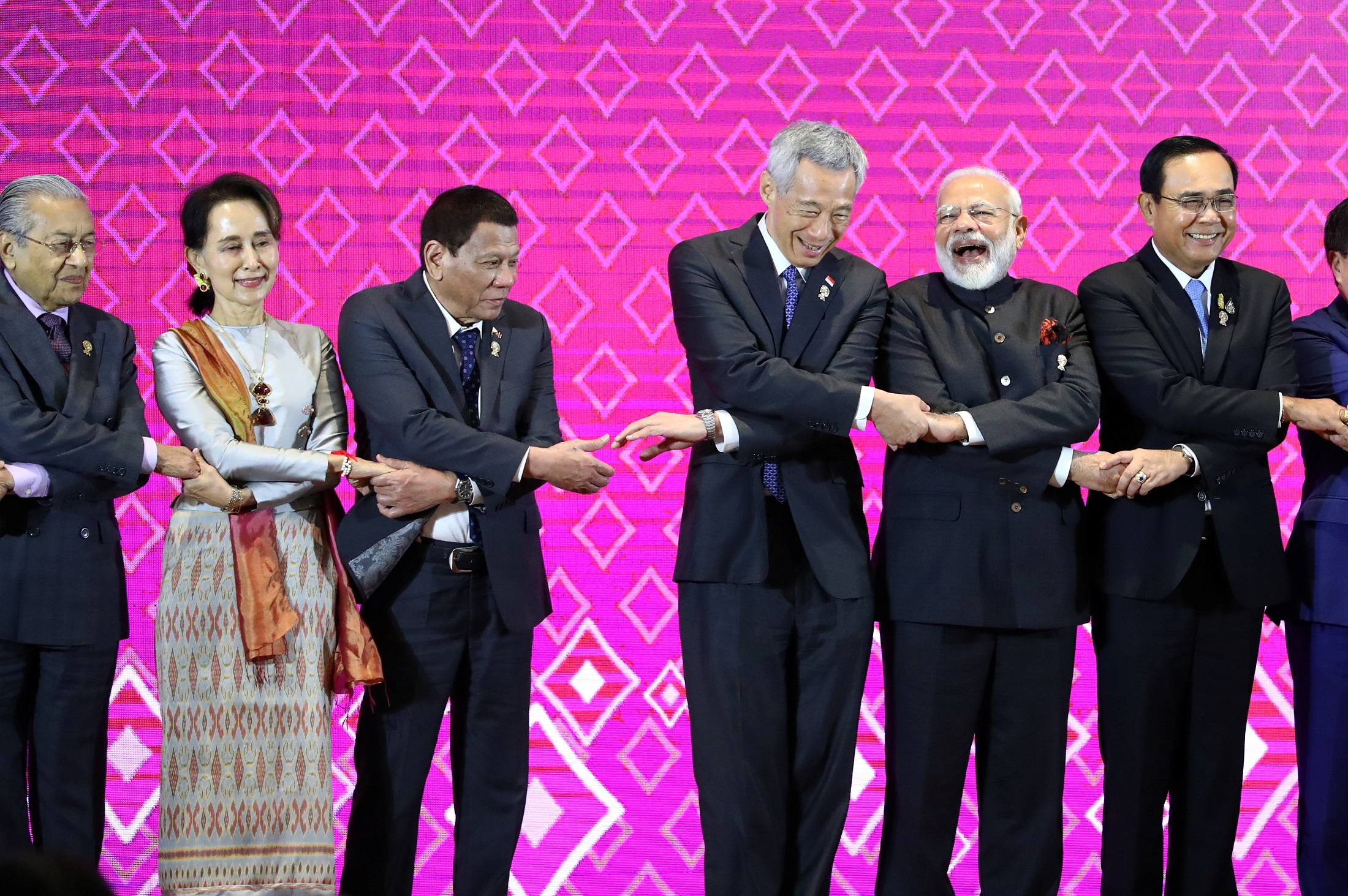 ข้อตกลง ‘อาร์เซป’ แผนกระตุ้นการค้า ASEAN