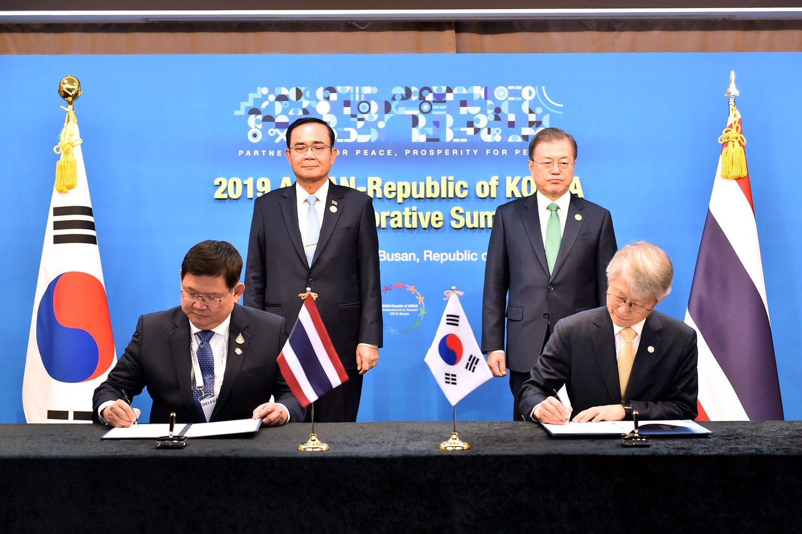 ไทย-เกาหลี ลงนาม MOU 3 ฉบับ R&D-EEC-แก้ปัญหาผีน้อย