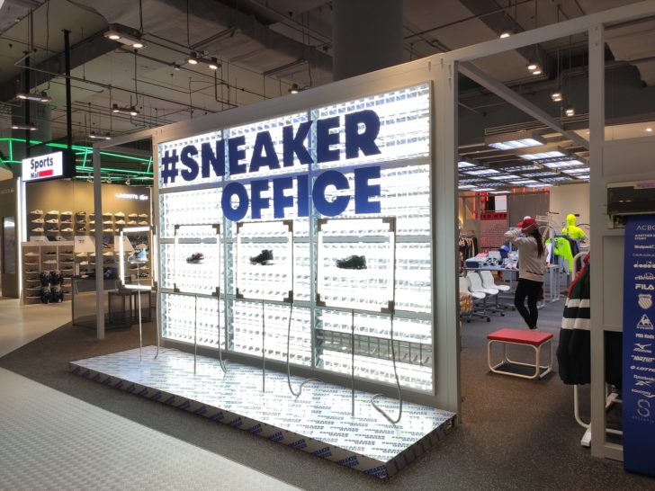 Sneaker office (1) “สปอร์ตมอลล์” ซุ่มทดสอบสแตนอโลนไซส์เล็ก หวังเจาะย่านชานเมือง