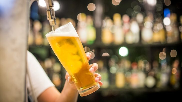 beer-2689537_960_720 ไฮเนเก้นยิ้มรับตลาดพรีเมี่ยมโต ผุดอีเวนต์ลานเบียร์ 13 จุดปักธงทั่วปท.