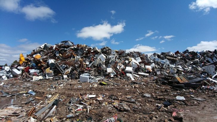 scrapyard-2441432_960_720 ชู “ระยองโมเดล” ครบวงจร ต้นแบบจัดการขยะ “อีอีซี”