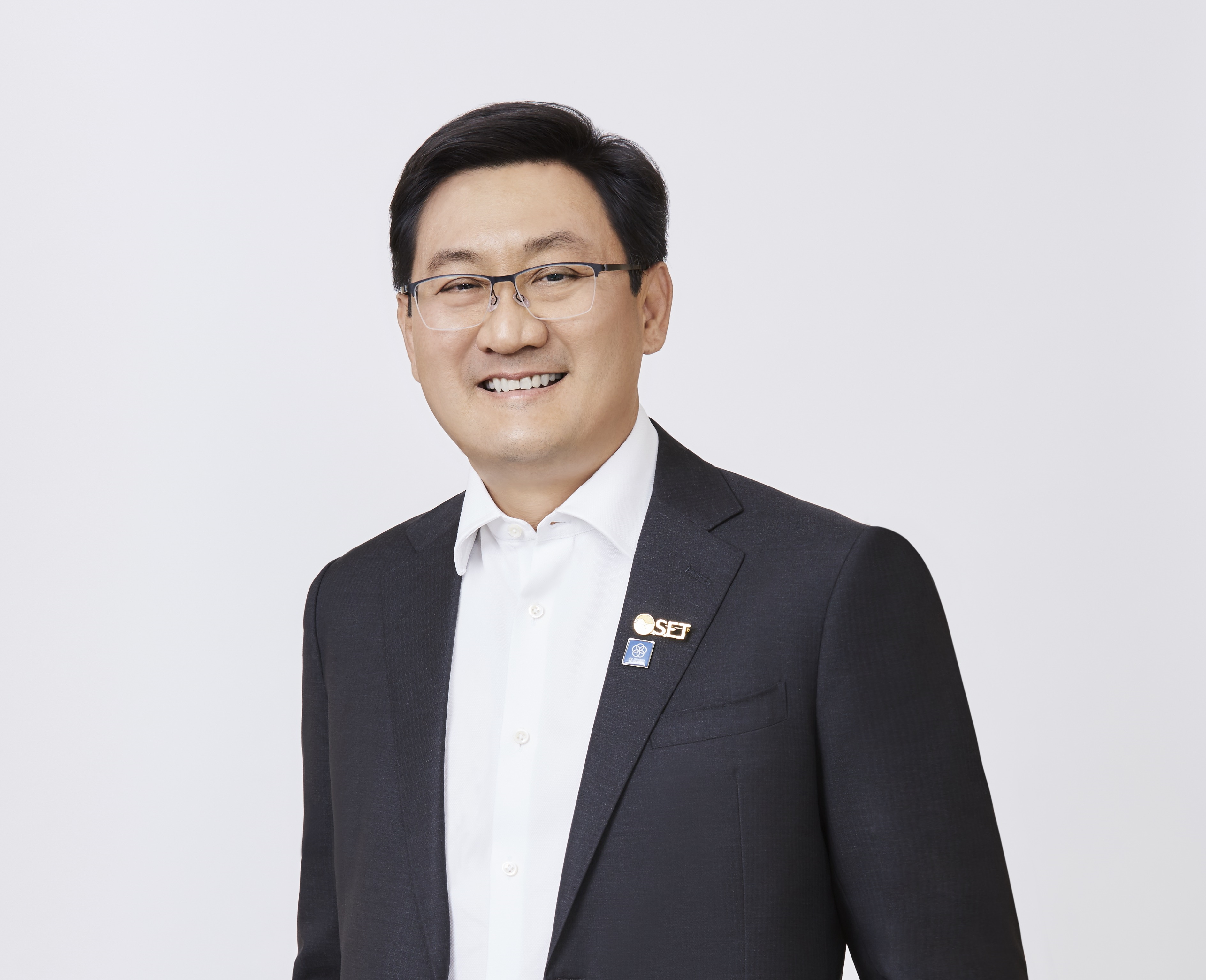 ภากร  ปีตธวัชชัย ดัน‘ตลาดหุ้นไทย’ เชื่อมโลก ชู 20 ล้านบัญชี ‘ออม-ลงทุน’