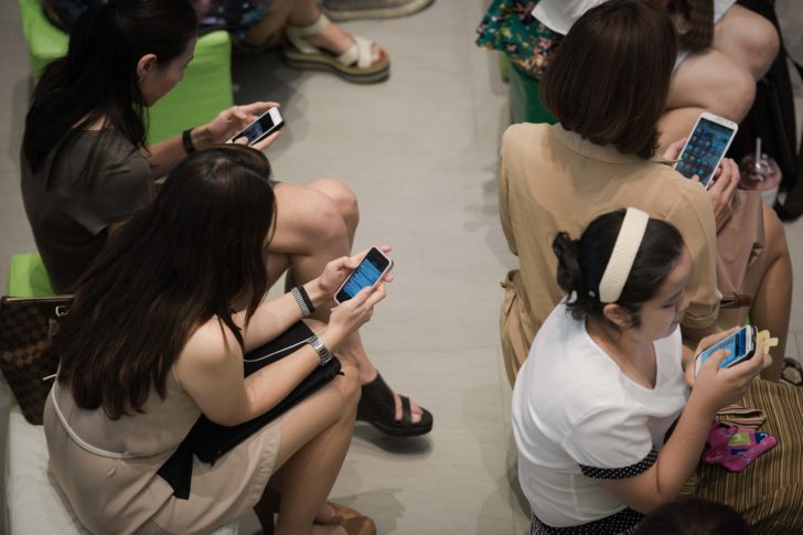 THAILAND-LIFESTYLE-IT-INTERNET-TELECOM “อีคอมเมิร์ซ” อาเซียนแรงไม่ตก “แพลตฟอร์มข้ามชาติ” รุกตลาดท้องถิ่น