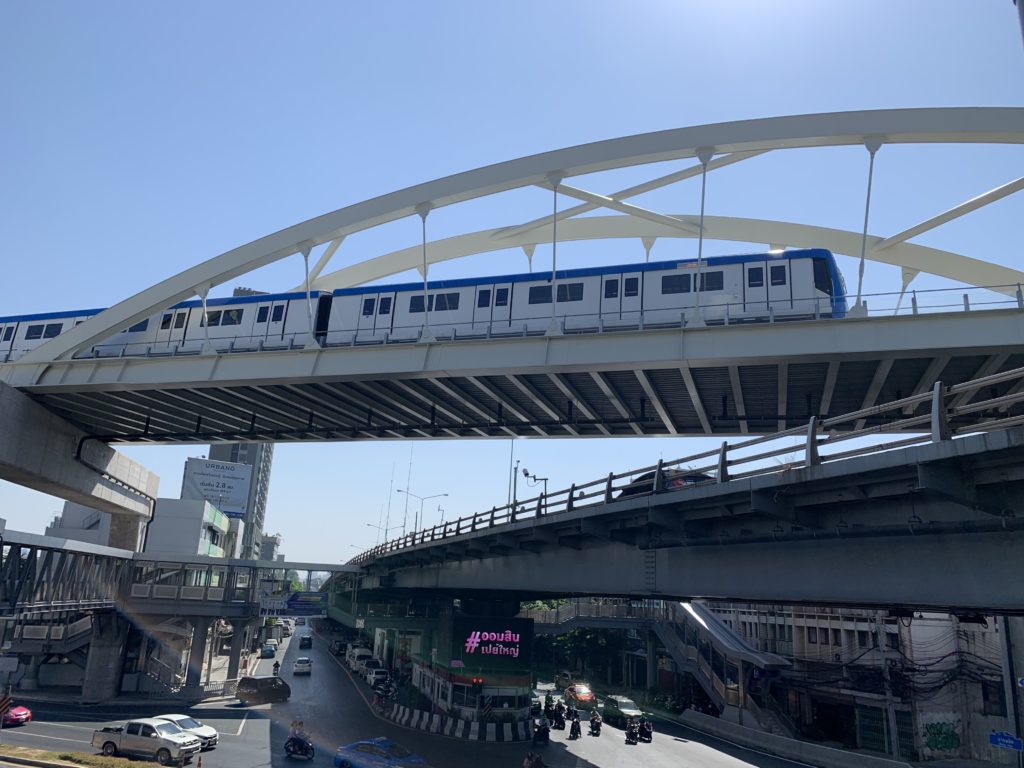 รถไฟฟ้าสายสีน้ำเงิน ท่าพระ - เตาปูน