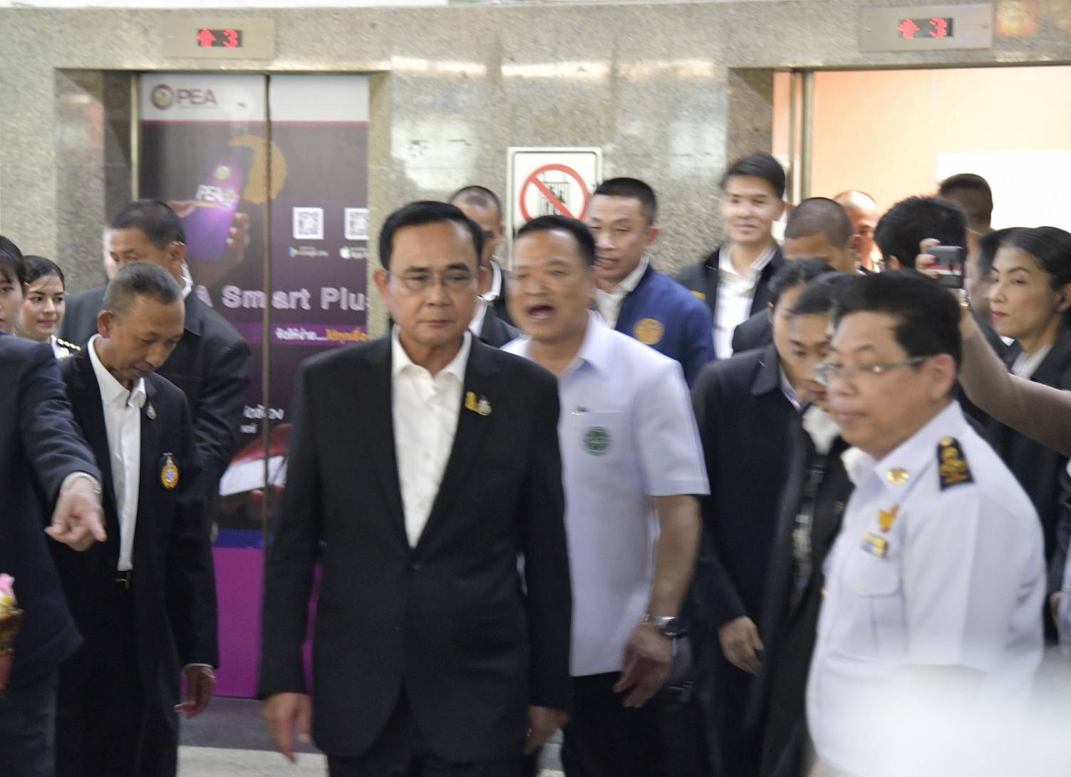 “ประยุทธ์” บุกขนส่งหมอชิตเปิดงานรณรงค์ลดอุบัติเหตุปีใหม่ 63 “ปลอดภัย-เมาไม่ขับ”