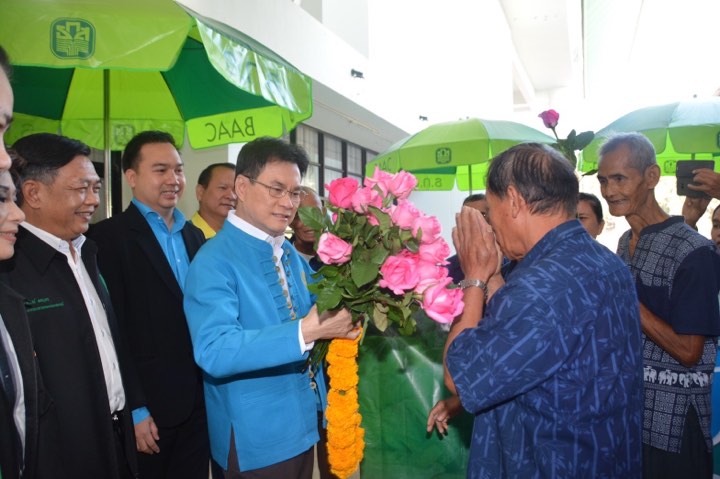 78704645_538820240293572_5181703765736030208_n “จุรินทร์” คิกออฟจ่ายประกันรายได้ชาวไร่มัน กก.ละ 0.23 บาทจากราคาประกันกก.ละ 2.50 บาท