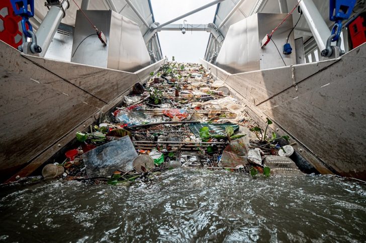 9. Conveyor belt in InterceptorTM 002 in Klang River. Photo credit The Ocean Cleanup