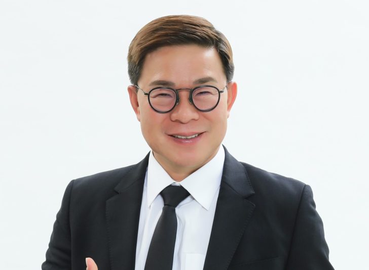 99 กลุ่มเจ้าสัวเจริญโปรโมต “แสนผิน สุขี” นั่ง CEO โกลเด้นแลนด์ เรสซิเดนซ์ คุมพอร์ต 3 หมื่นล้านบ้าน-คอนโด