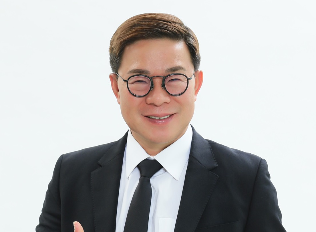 กลุ่มเจ้าสัวเจริญโปรโมต “แสนผิน สุขี” นั่ง CEO โกลเด้นแลนด์ เรสซิเดนซ์ คุมพอร์ต 3 หมื่นล้านบ้าน-คอนโด