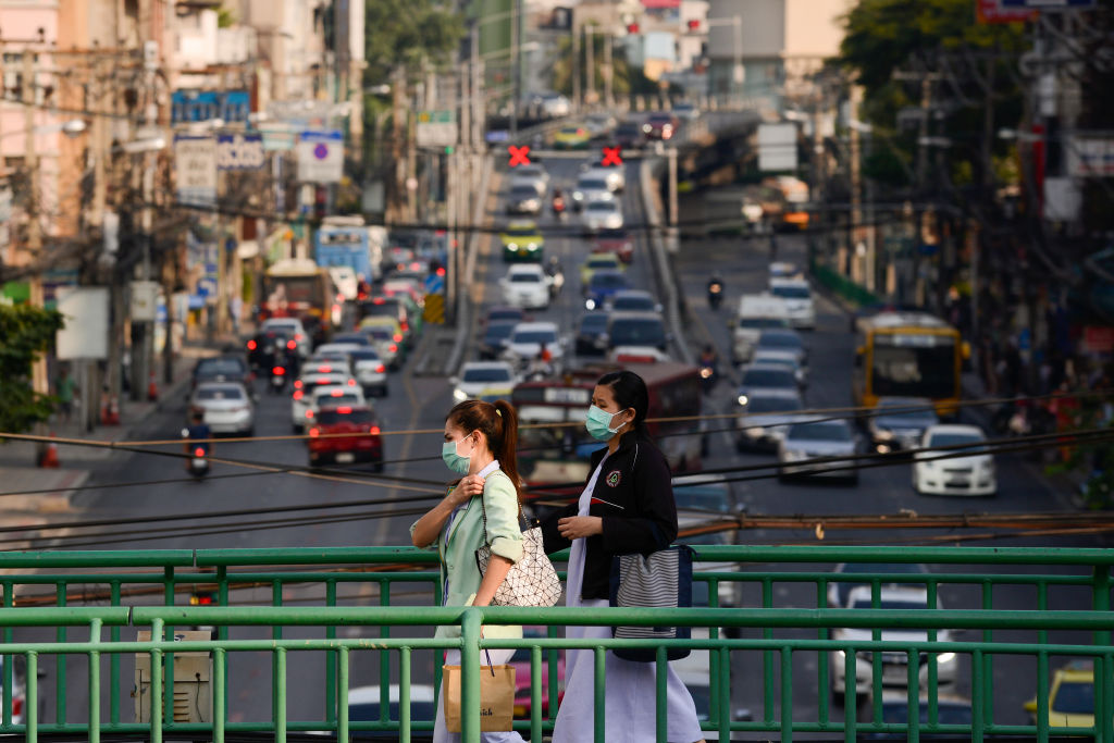 เช้านี้ กทม.-ปริมณฑล ค่าฝุ่น PM 2.5 พุ่ง 31 เขต
